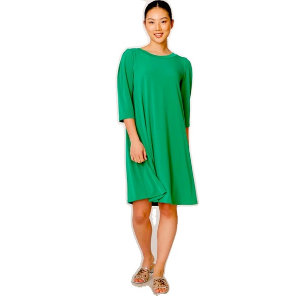 NWT KIM&CO EMERALD GREEN 3/4 SLEEVES SWING DRESS IN SIZE SMALL - Picture 1 of 7
